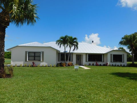 Photo of 4324 GATOR TRACE Circle, Fort Pierce, FL 34982 (MLS # B26079100)