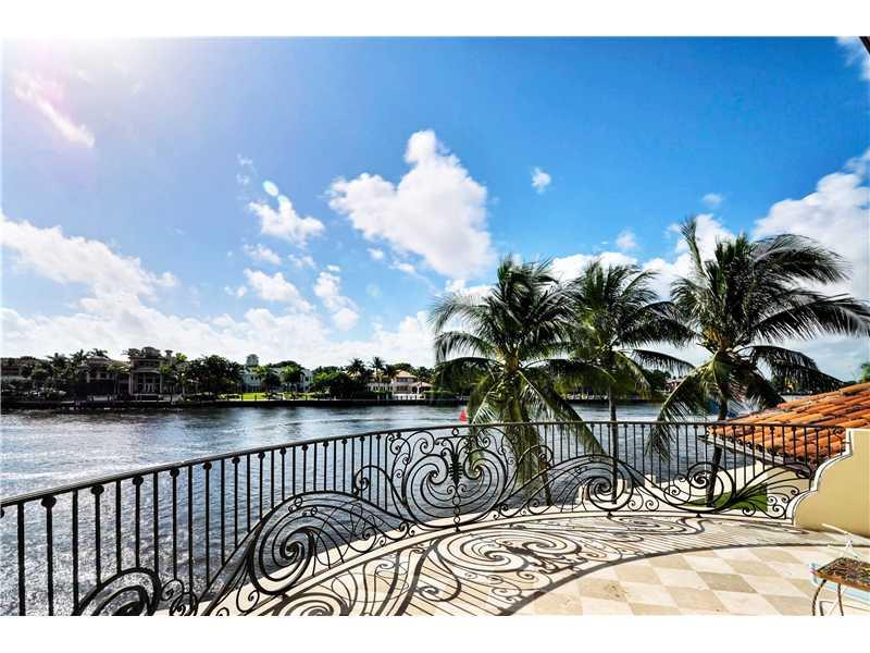 Las Olas Isles - Residential