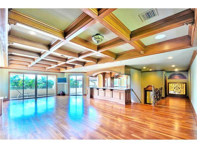 Las Olas Isles - Residential