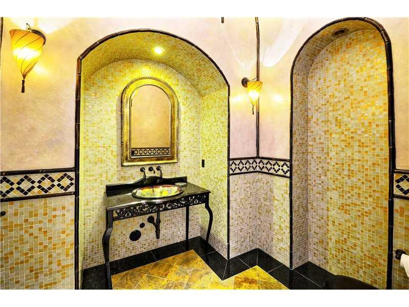 Las Olas Isles - Residential