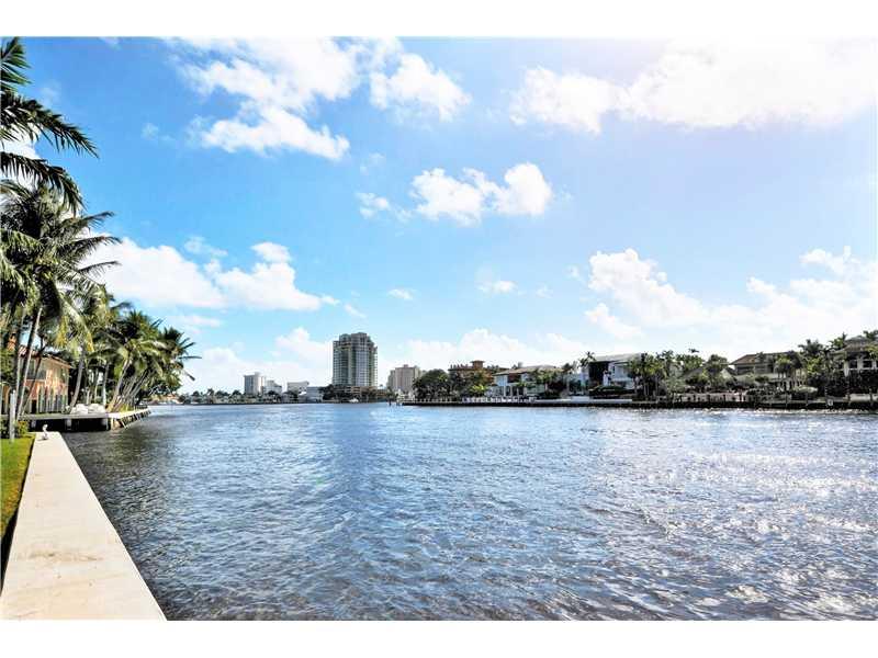 Las Olas Isles - Residential