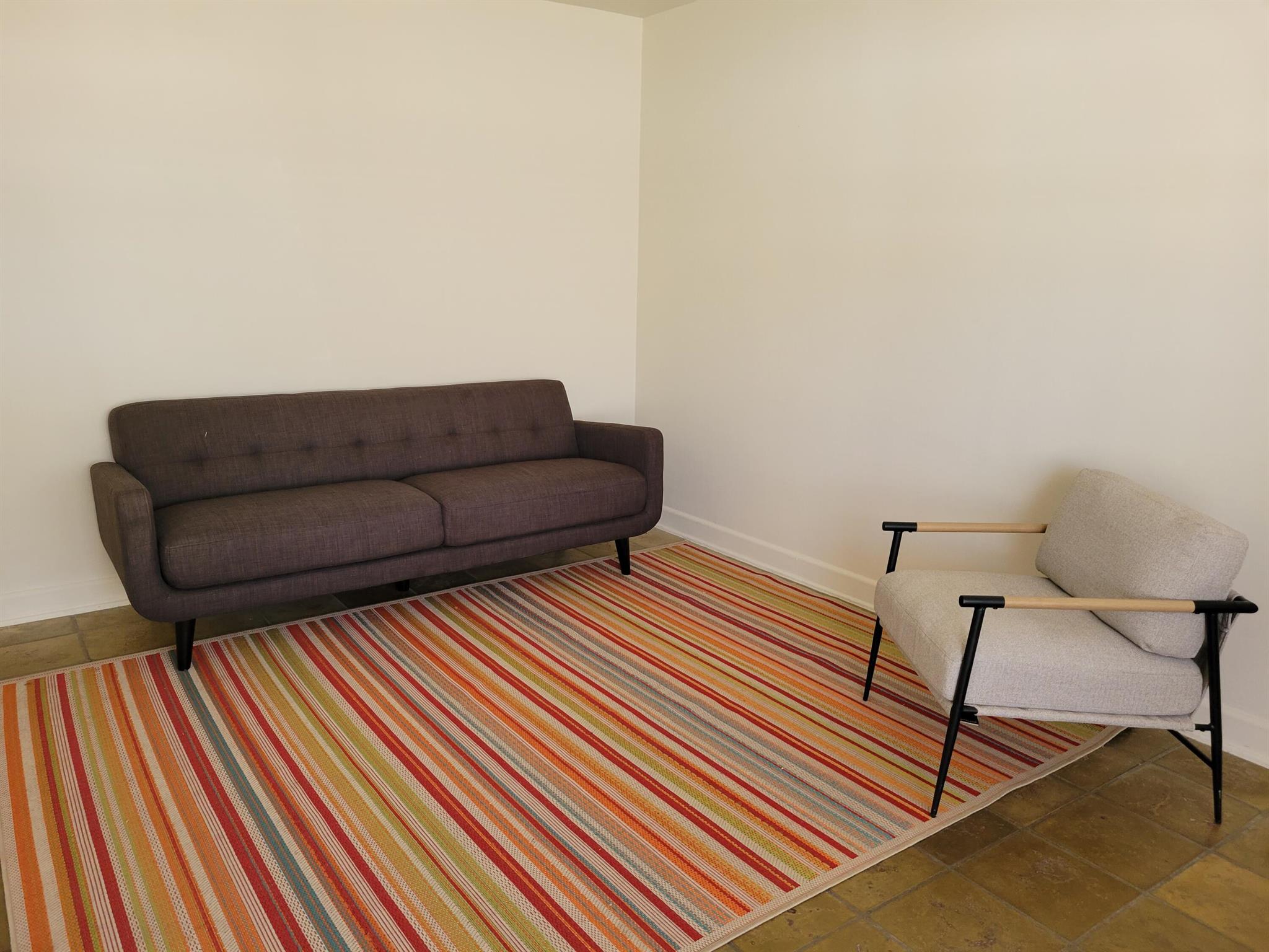 ROYAL PARK - Residential Lease