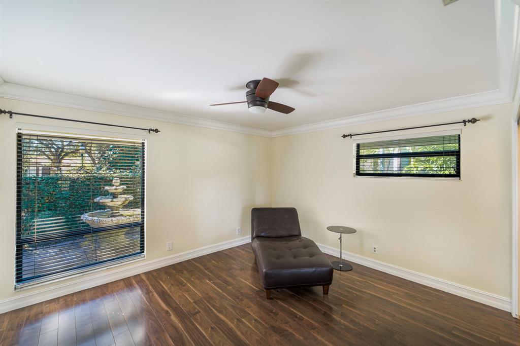 WHISPERING WOODS - Residential