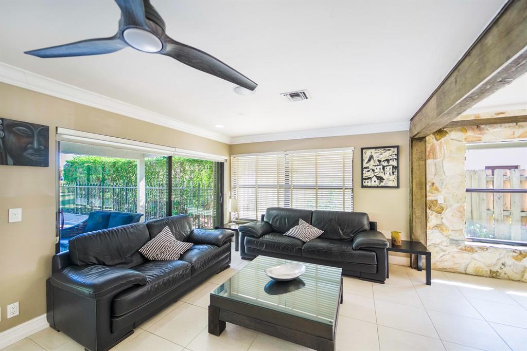 WHISPERING WOODS - Residential