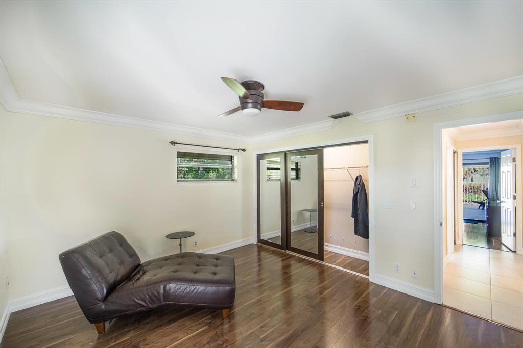 WHISPERING WOODS - Residential