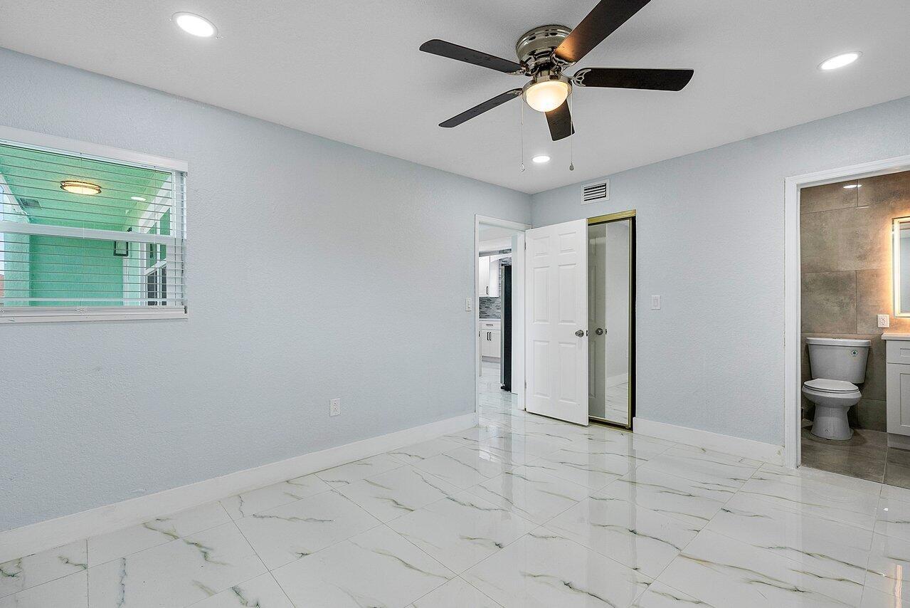 SEMINOLE MANOR 2 - Residential