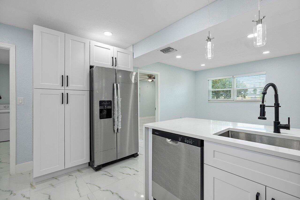 SEMINOLE MANOR 2 - Residential