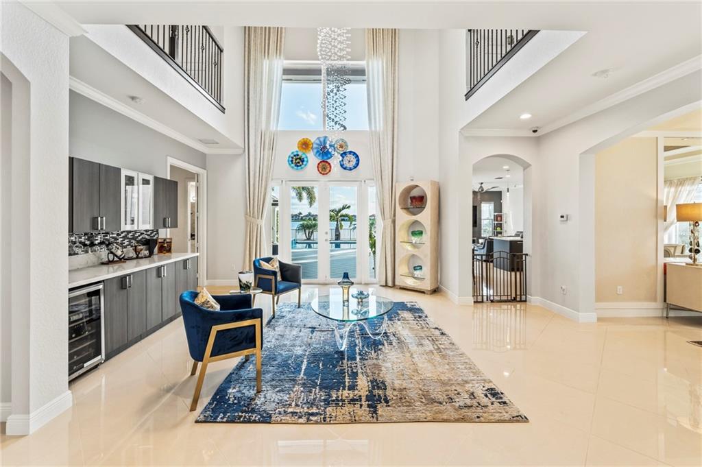 Mira Lago - Residential