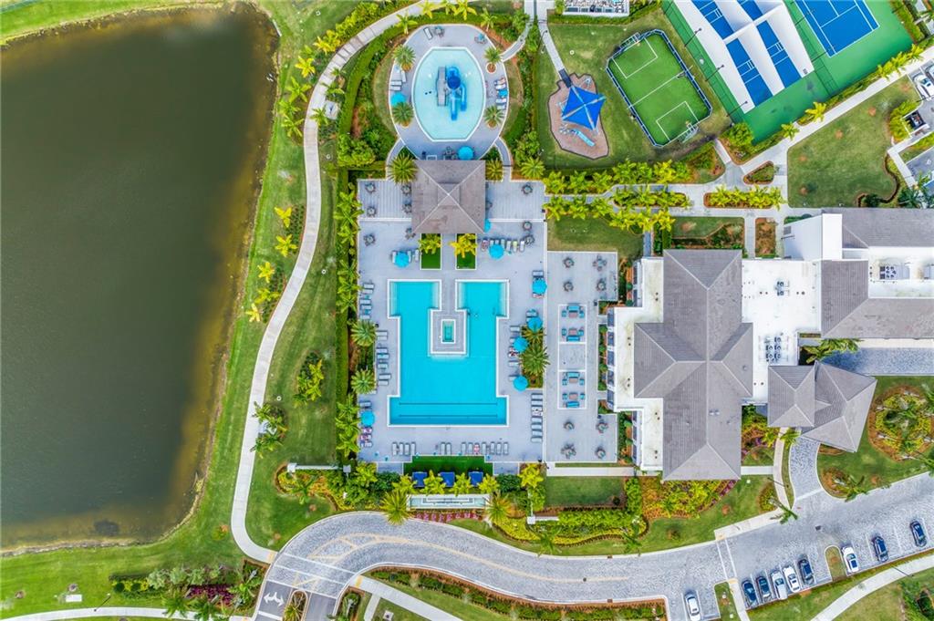 Mira Lago - Residential