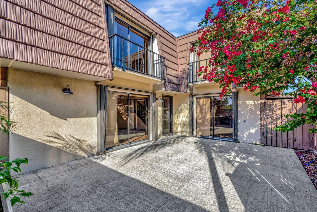 Photo of 1523 15th Court, Palm Beach Gardens, FL 33410 (MLS # R11052778)