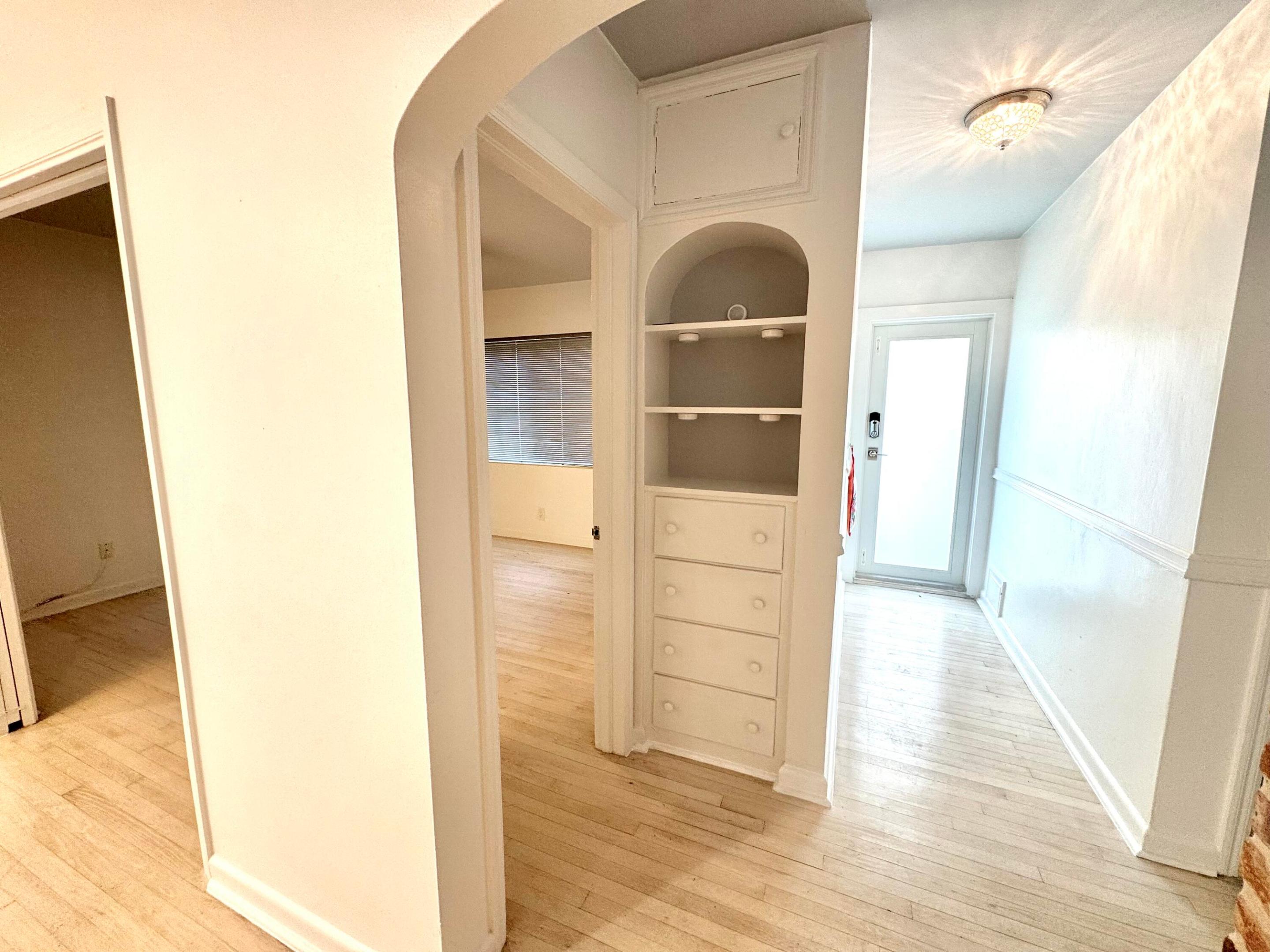 LAKE WORTH TOWN OF - Residential Lease