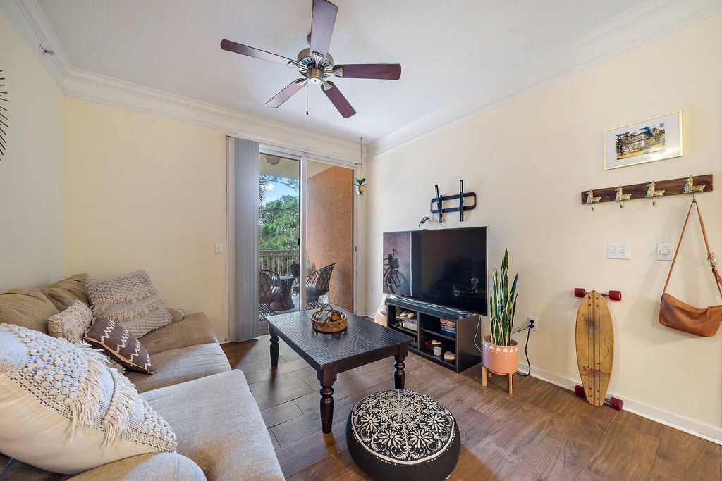 Photo of 2208 Myrtlewood Circle Cir E, Palm Beach Gardens, FL 33418 (MLS # R10807730)