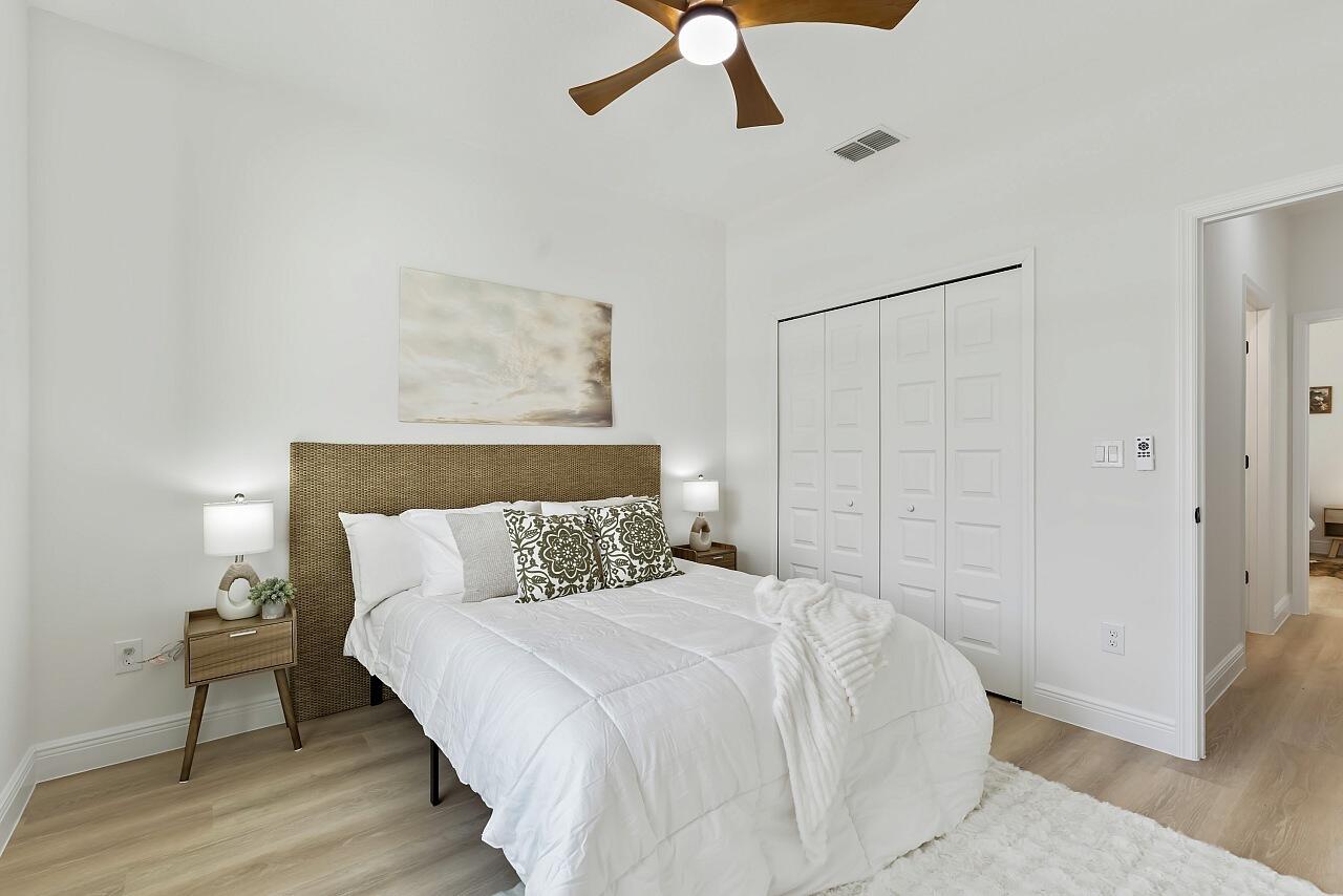 VERO LAKE ESTATES UNIT I - Residential