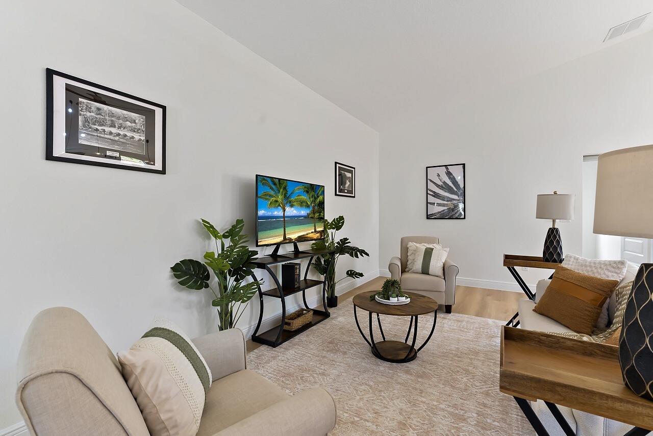 VERO LAKE ESTATES UNIT I - Residential