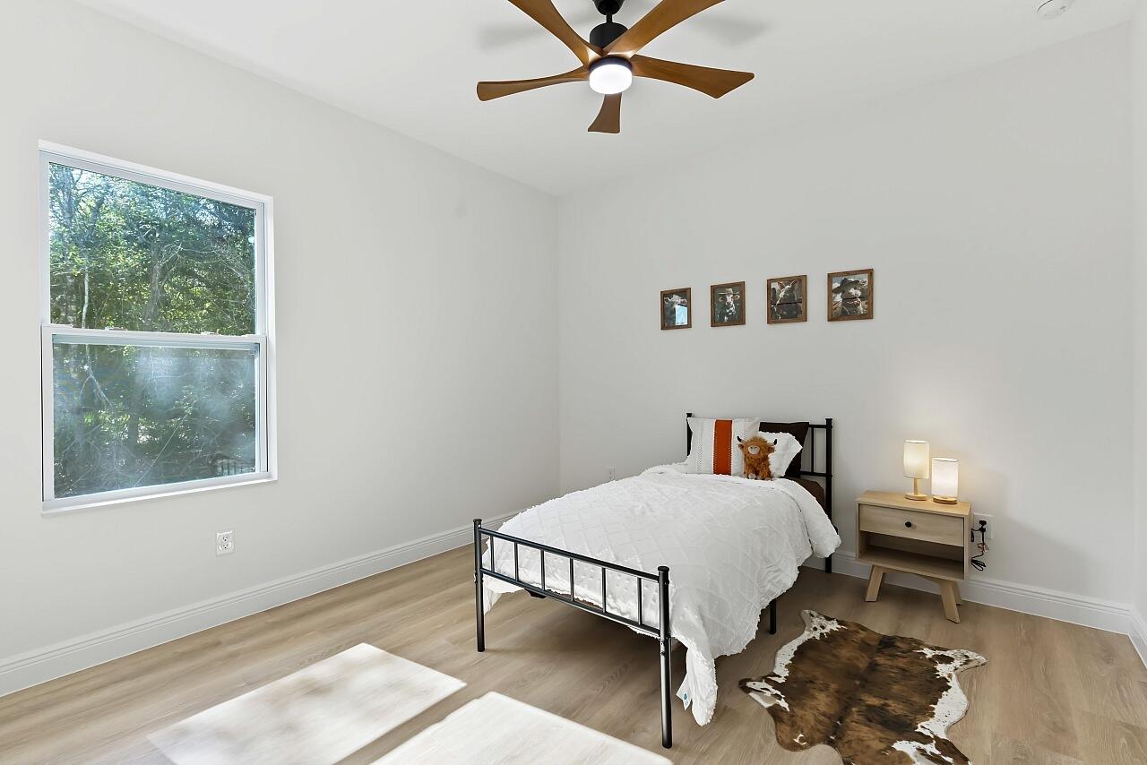 VERO LAKE ESTATES UNIT I - Residential