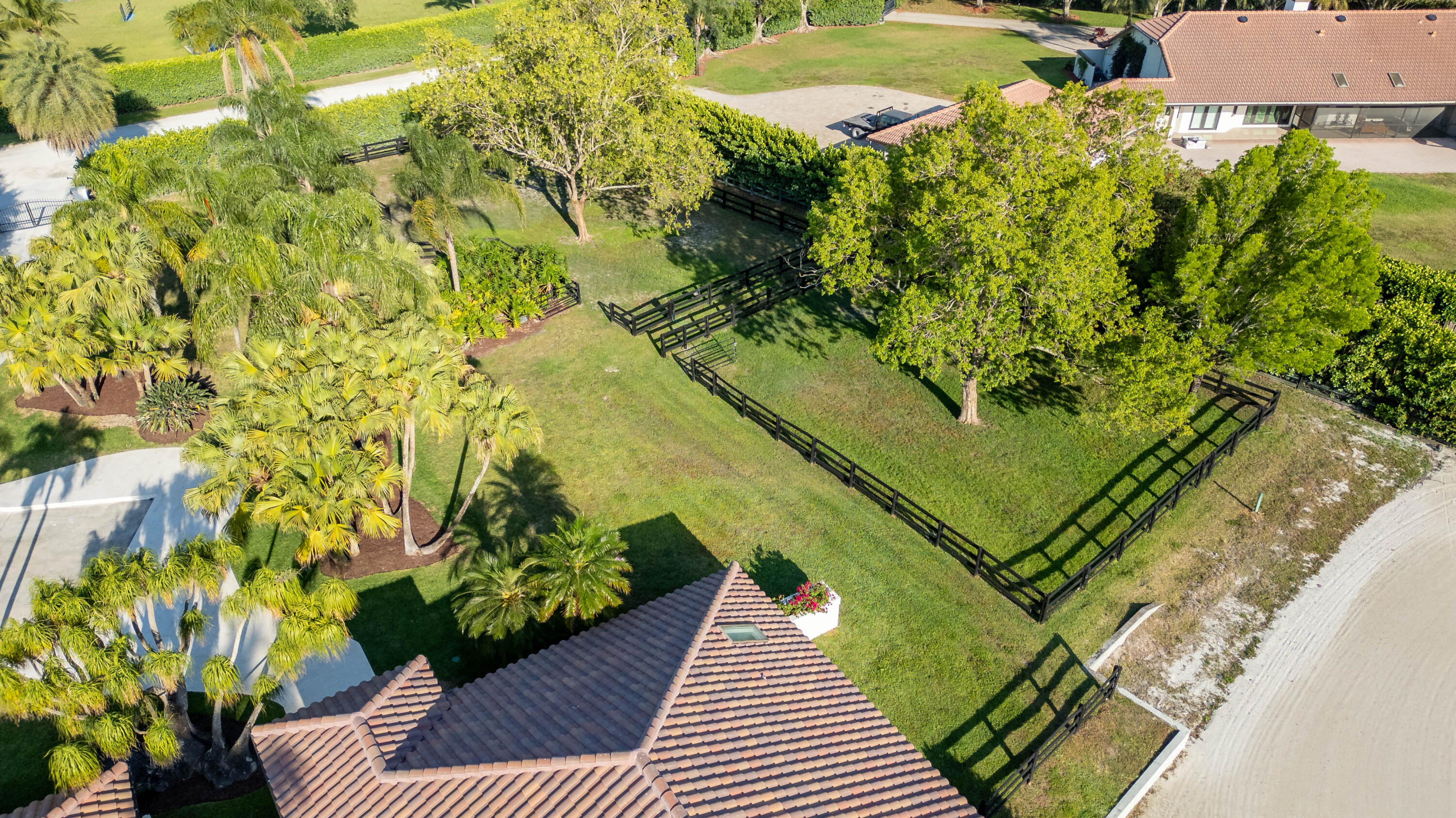 SADDLE TRAIL PARK OF WELL - Residential Lease