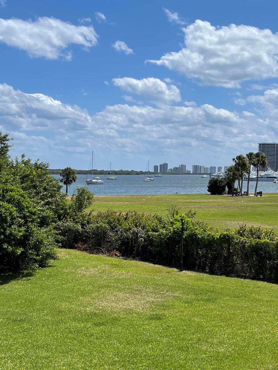 Twelve Oaks - Residential Lease