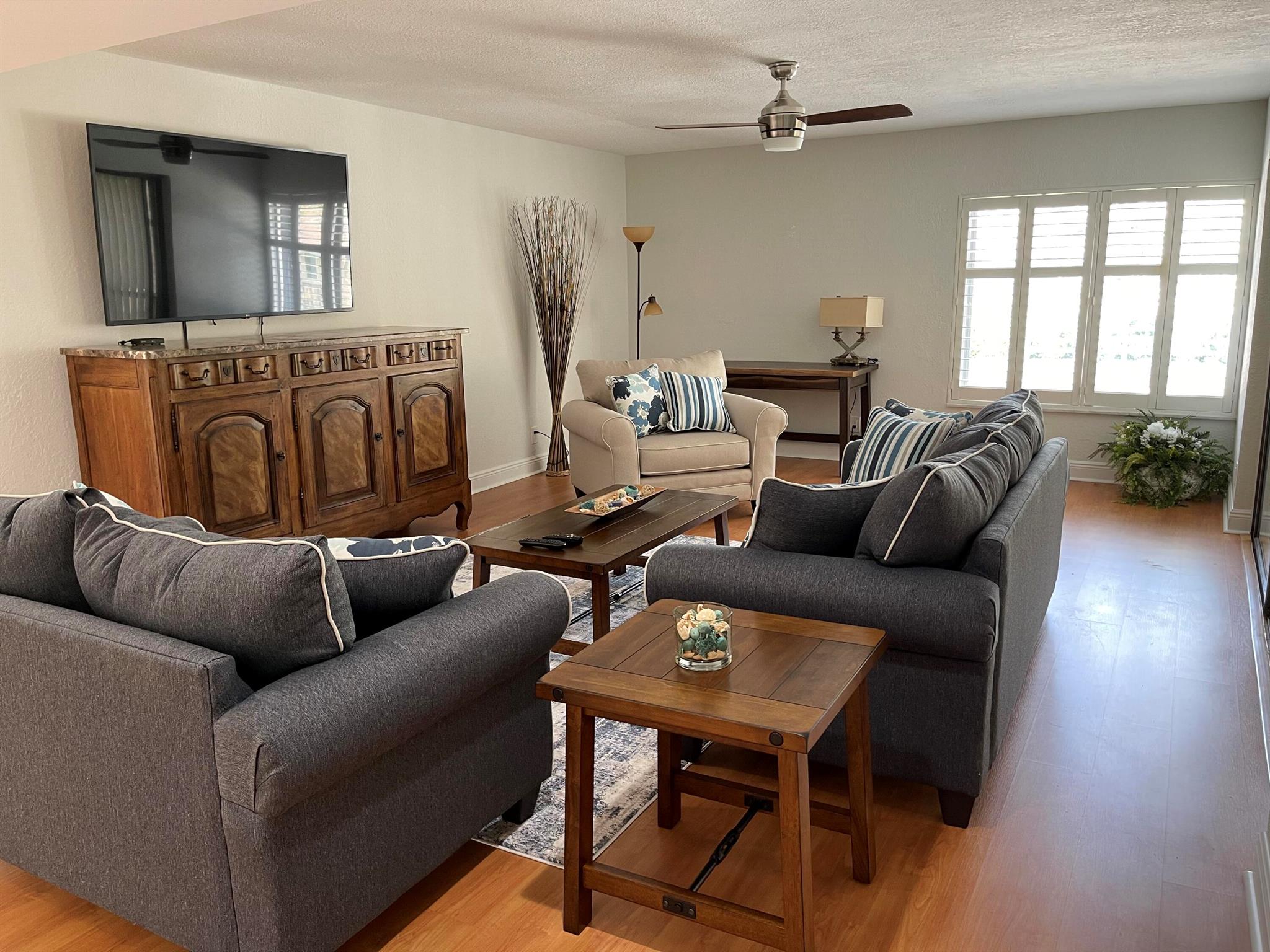 Twelve Oaks - Residential Lease