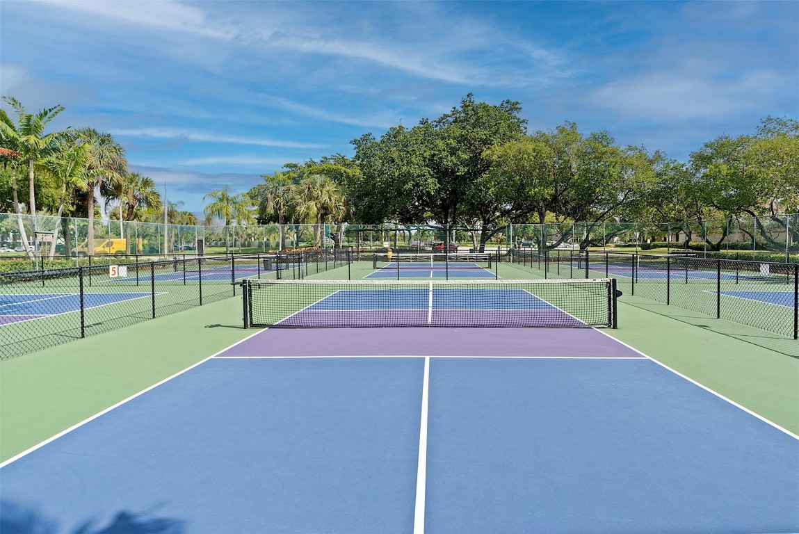 BUCKINGHAM EAST - Residential