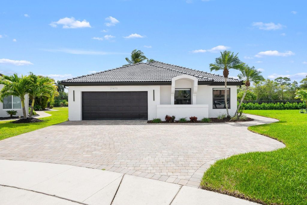 Photo of 21470 Bridge View Drive, Boca Raton, FL 33428 (MLS # F10496463)