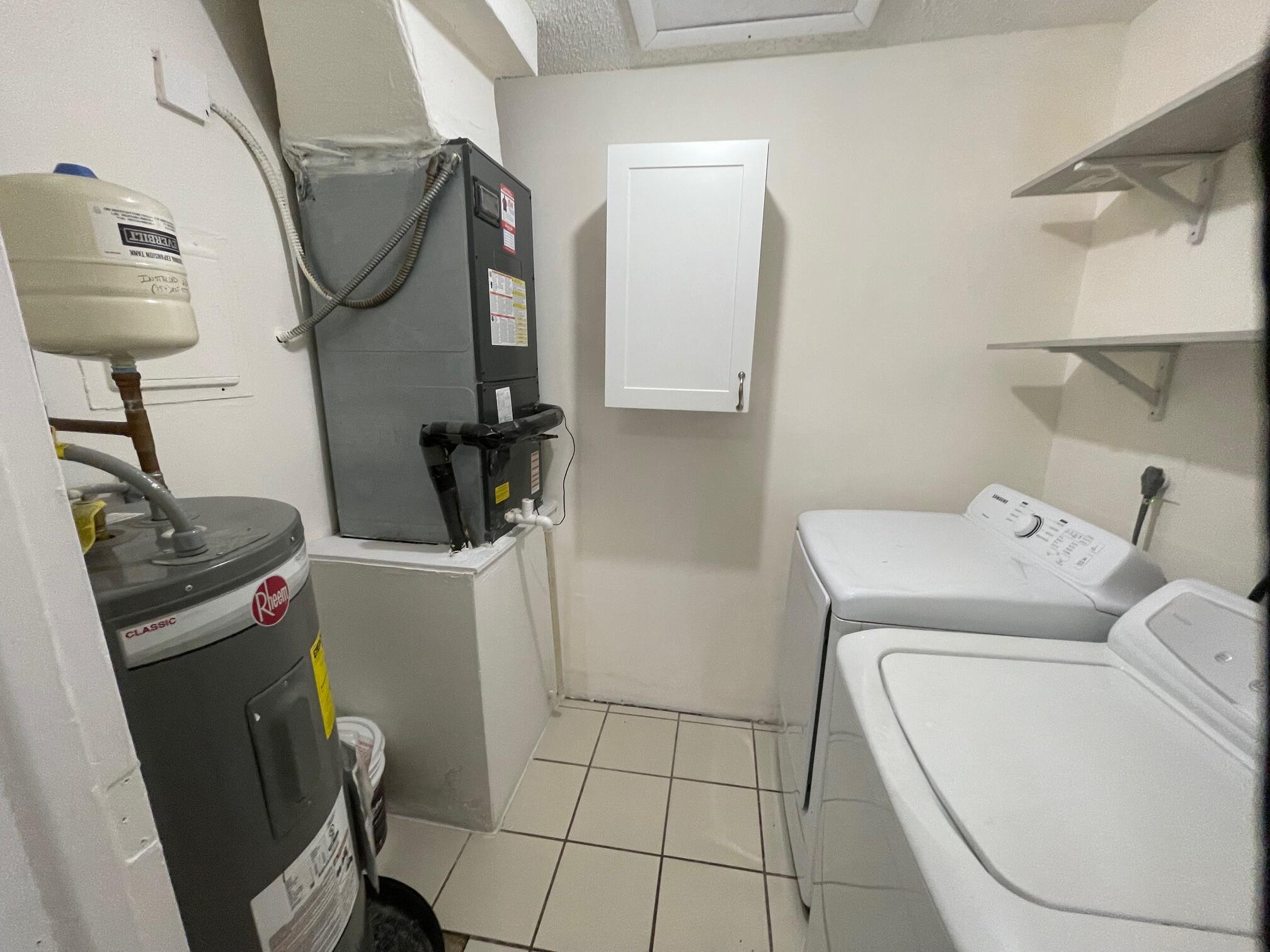 LAUDERDALE NORTH PARK SEC 3 - Residential