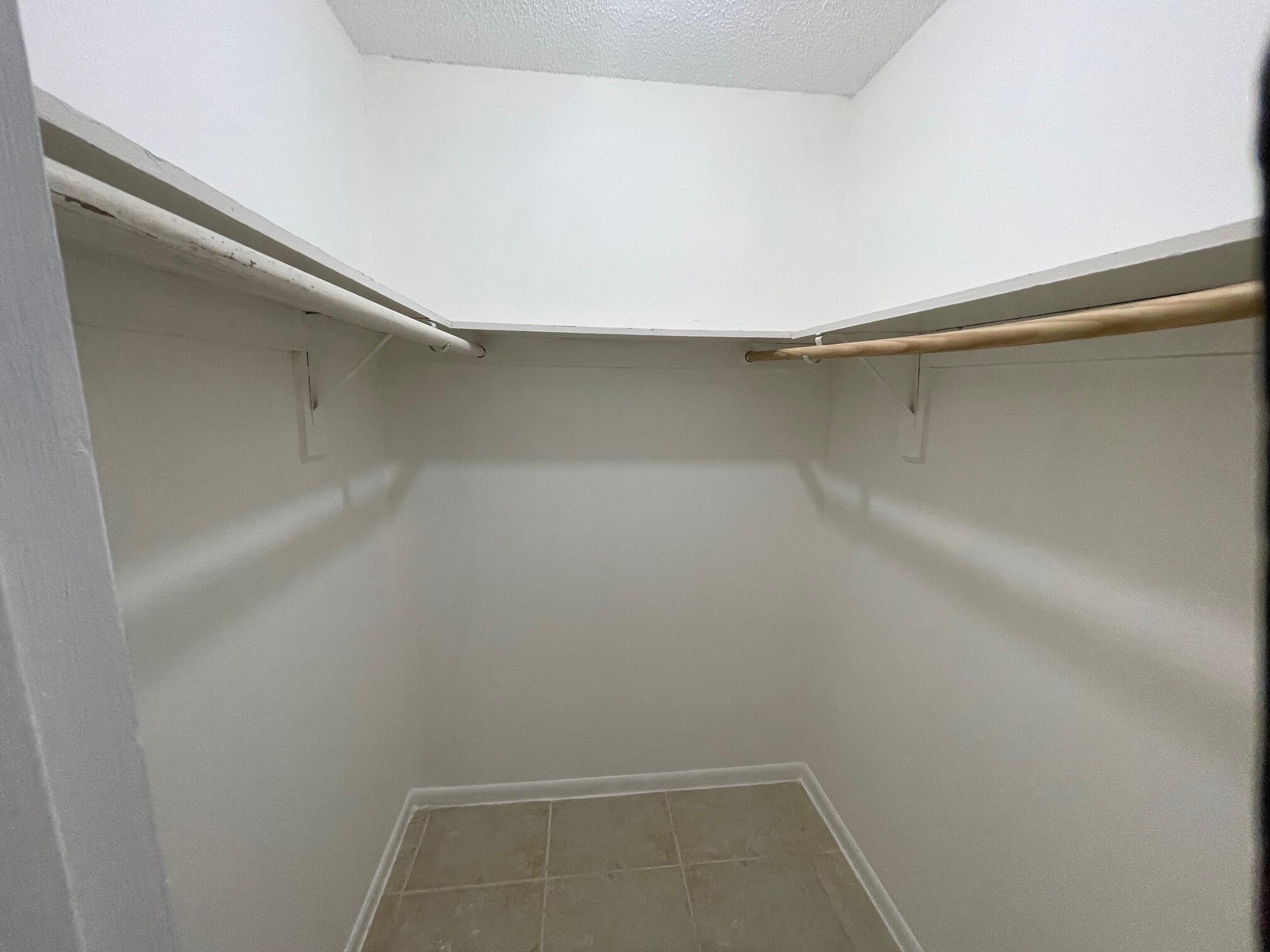 LAUDERDALE NORTH PARK SEC 3 - Residential