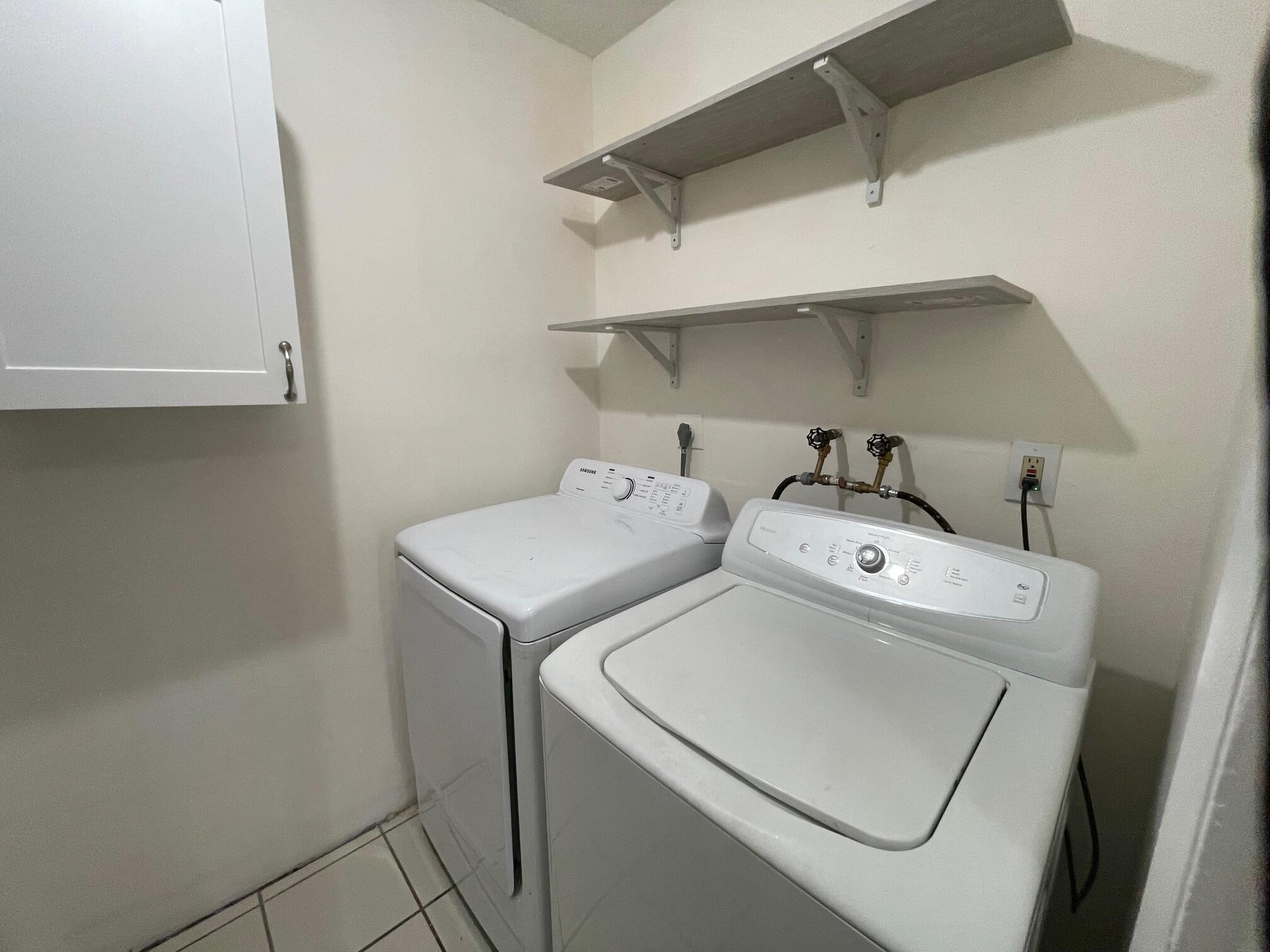 LAUDERDALE NORTH PARK SEC 3 - Residential