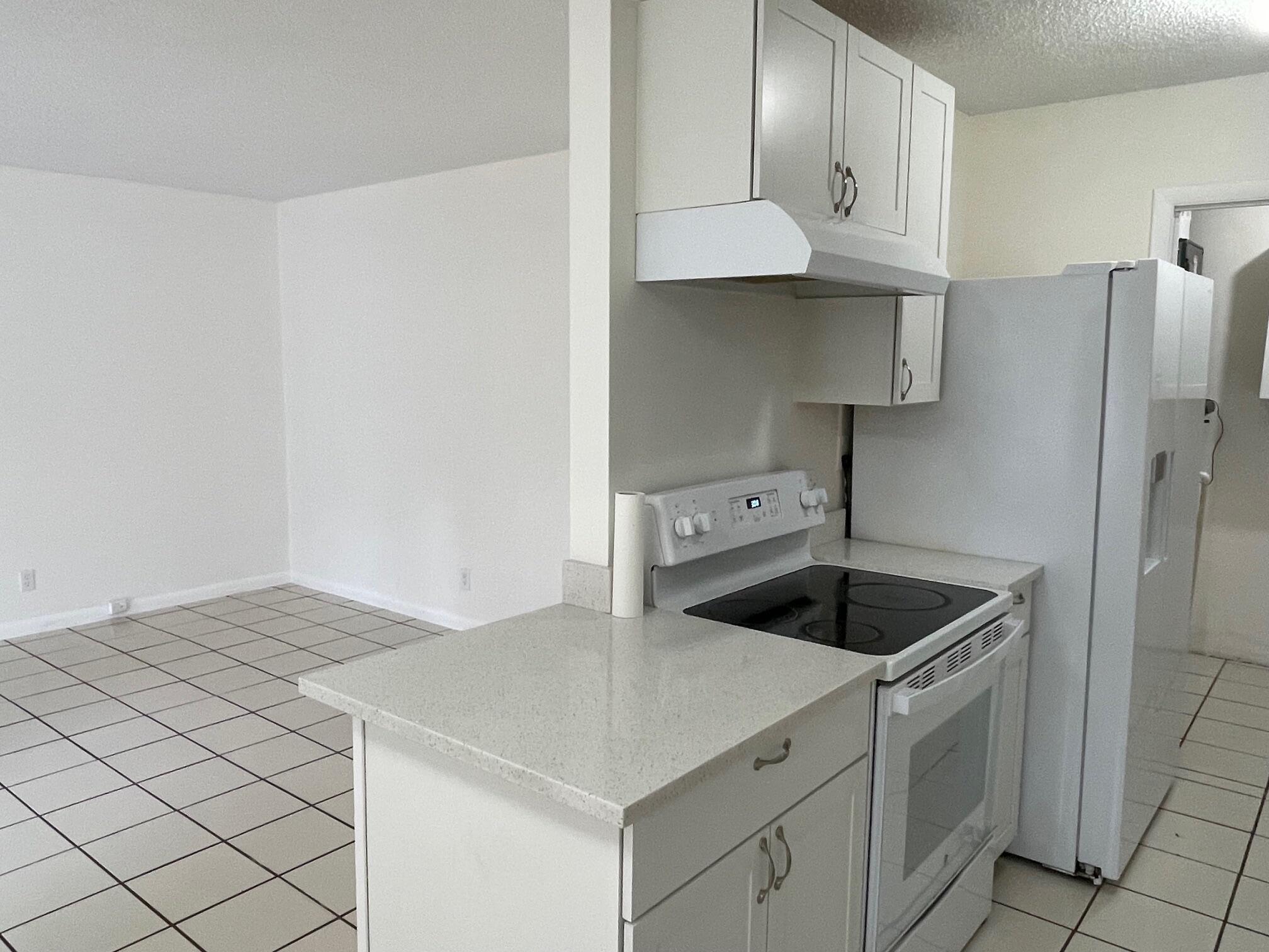 LAUDERDALE NORTH PARK SEC 3 - Residential