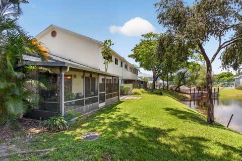 Tiny photo for 1921 Discovery Circle E, Deerfield Beach, FL 33442 (MLS # B26030464)