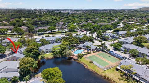 Tiny photo for 1921 Discovery Circle E, Deerfield Beach, FL 33442 (MLS # B26030464)