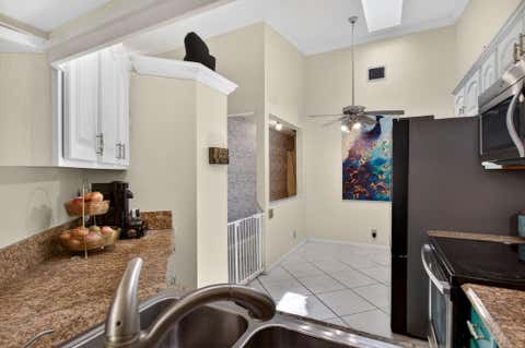 Tiny photo for 1921 Discovery Circle E, Deerfield Beach, FL 33442 (MLS # B26030464)