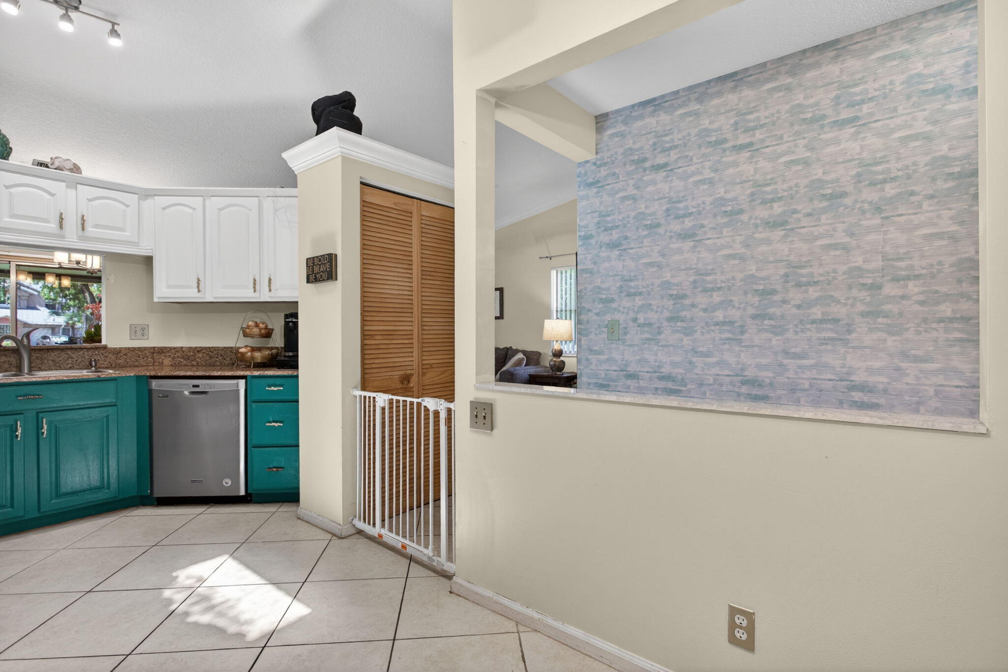 Discovery Pointe/Coral Point North - Residential