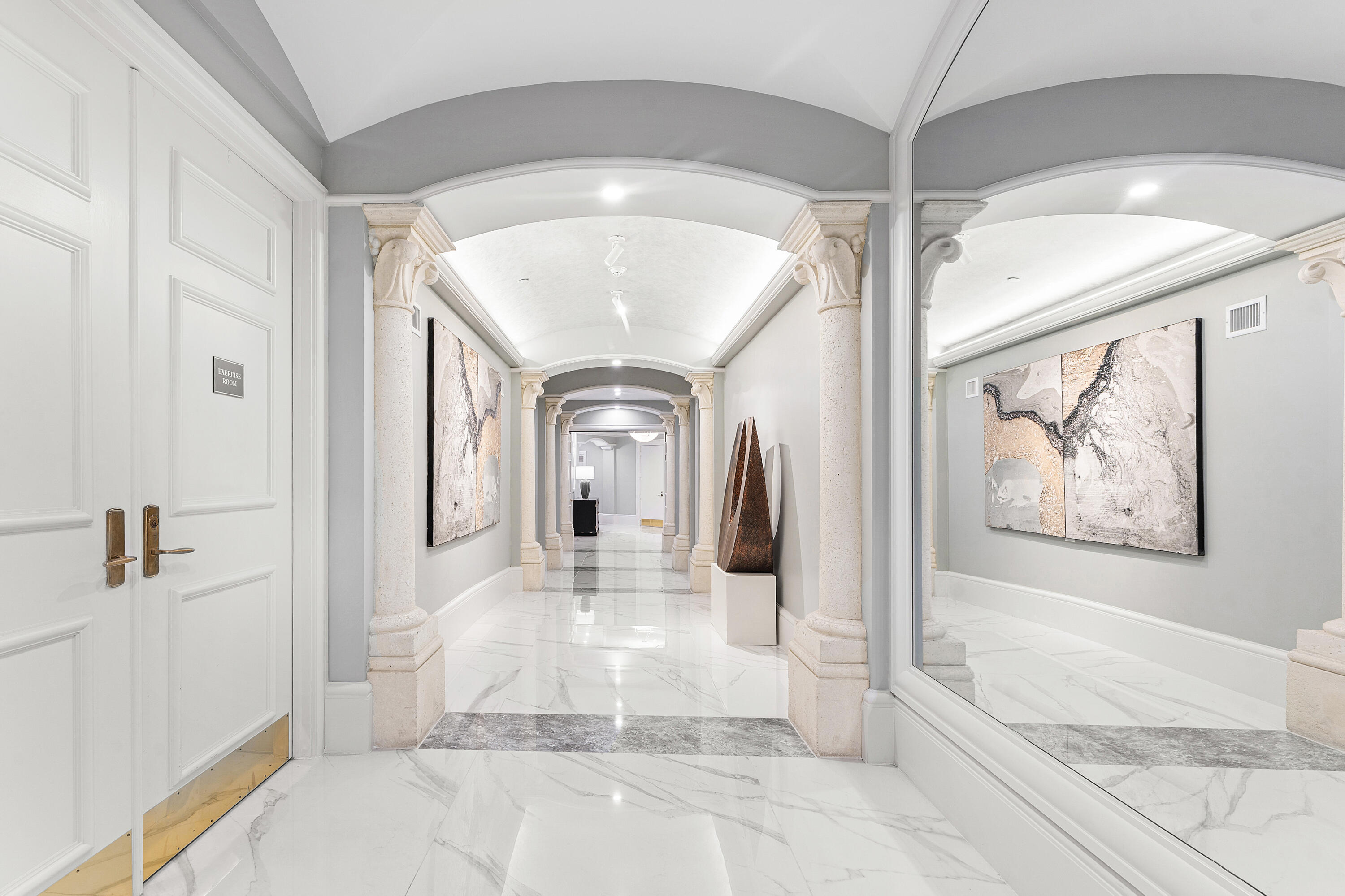 BELLARIA CONDO - Residential