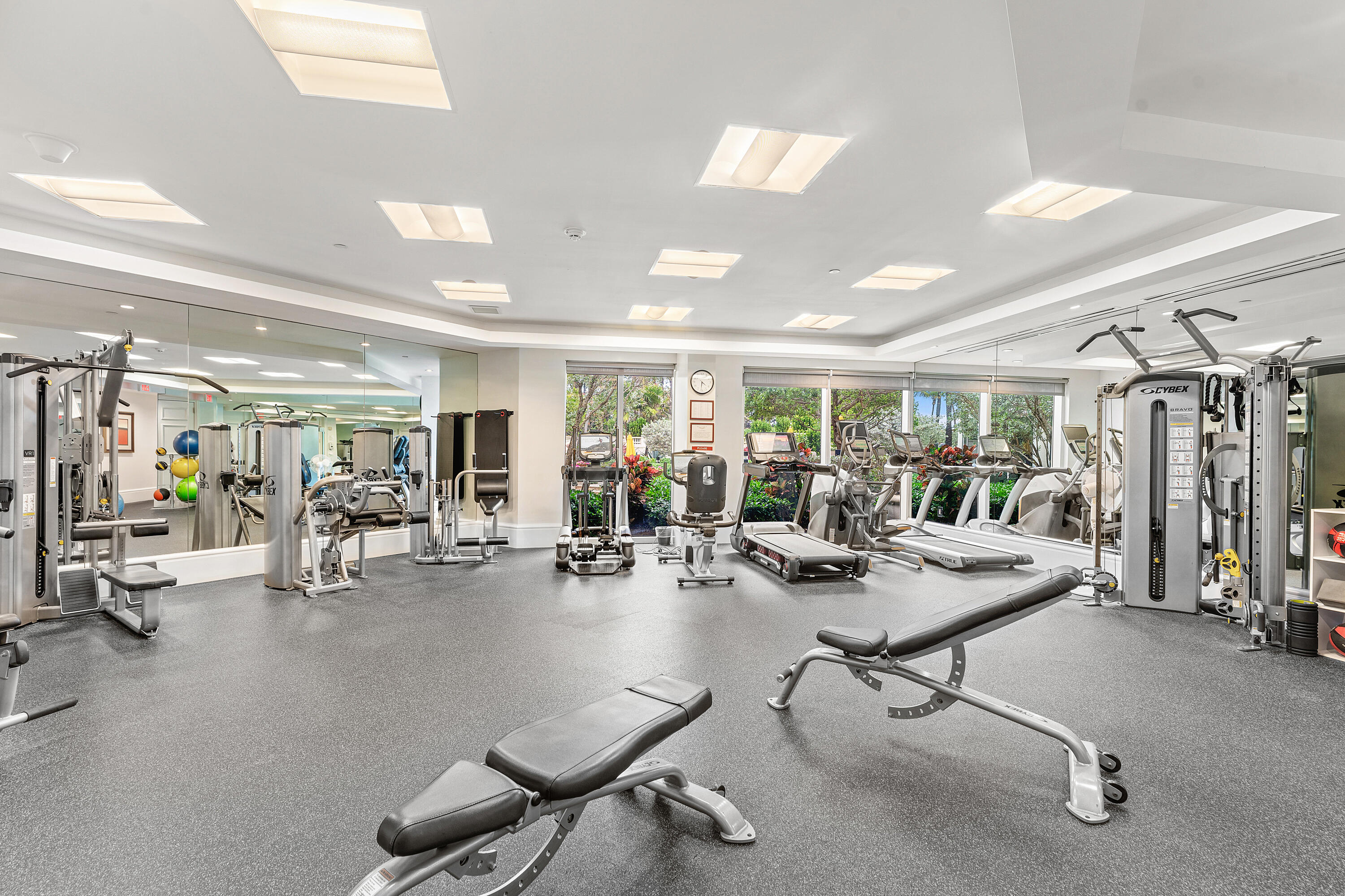 BELLARIA CONDO - Residential