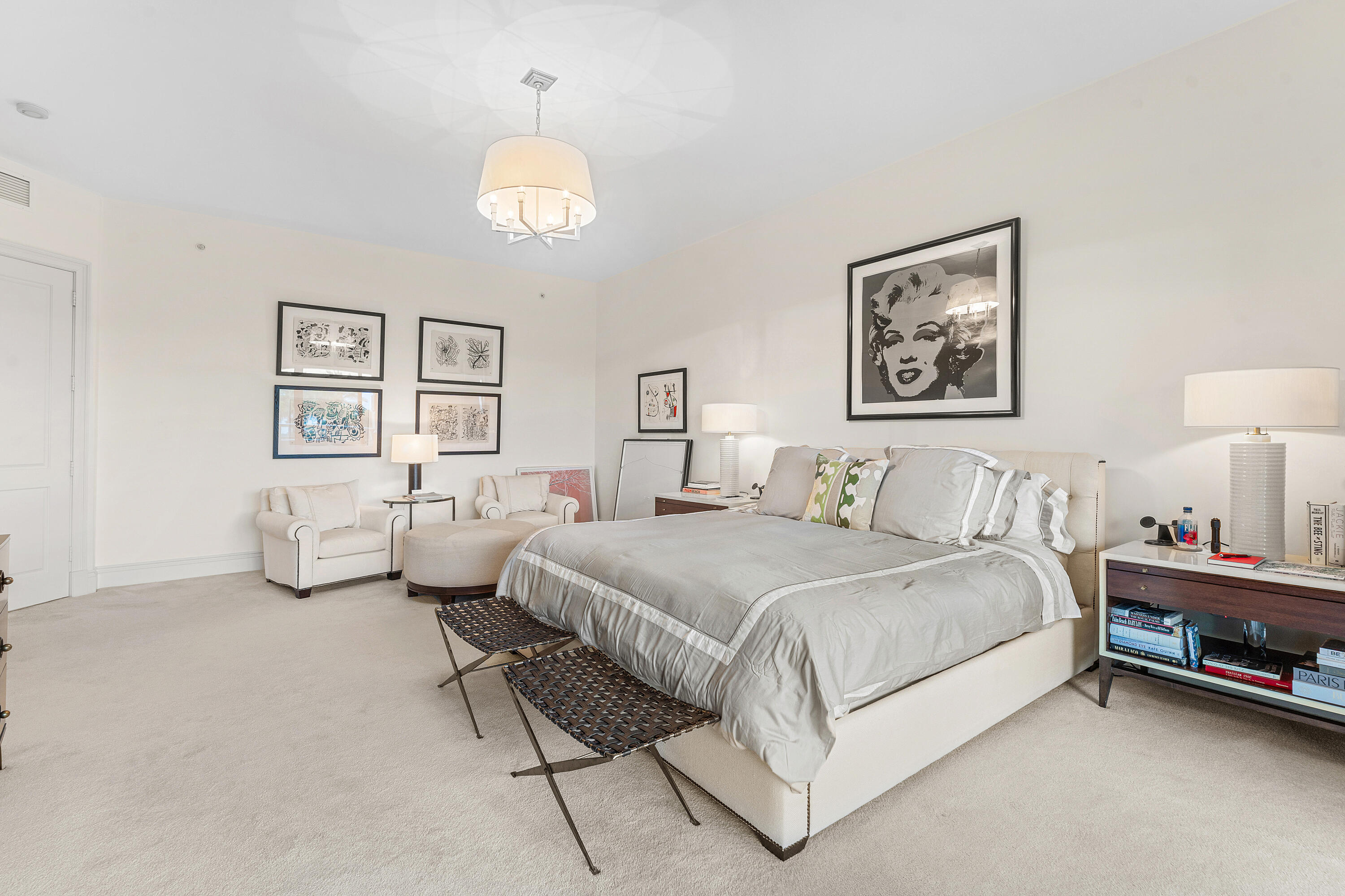 BELLARIA CONDO - Residential