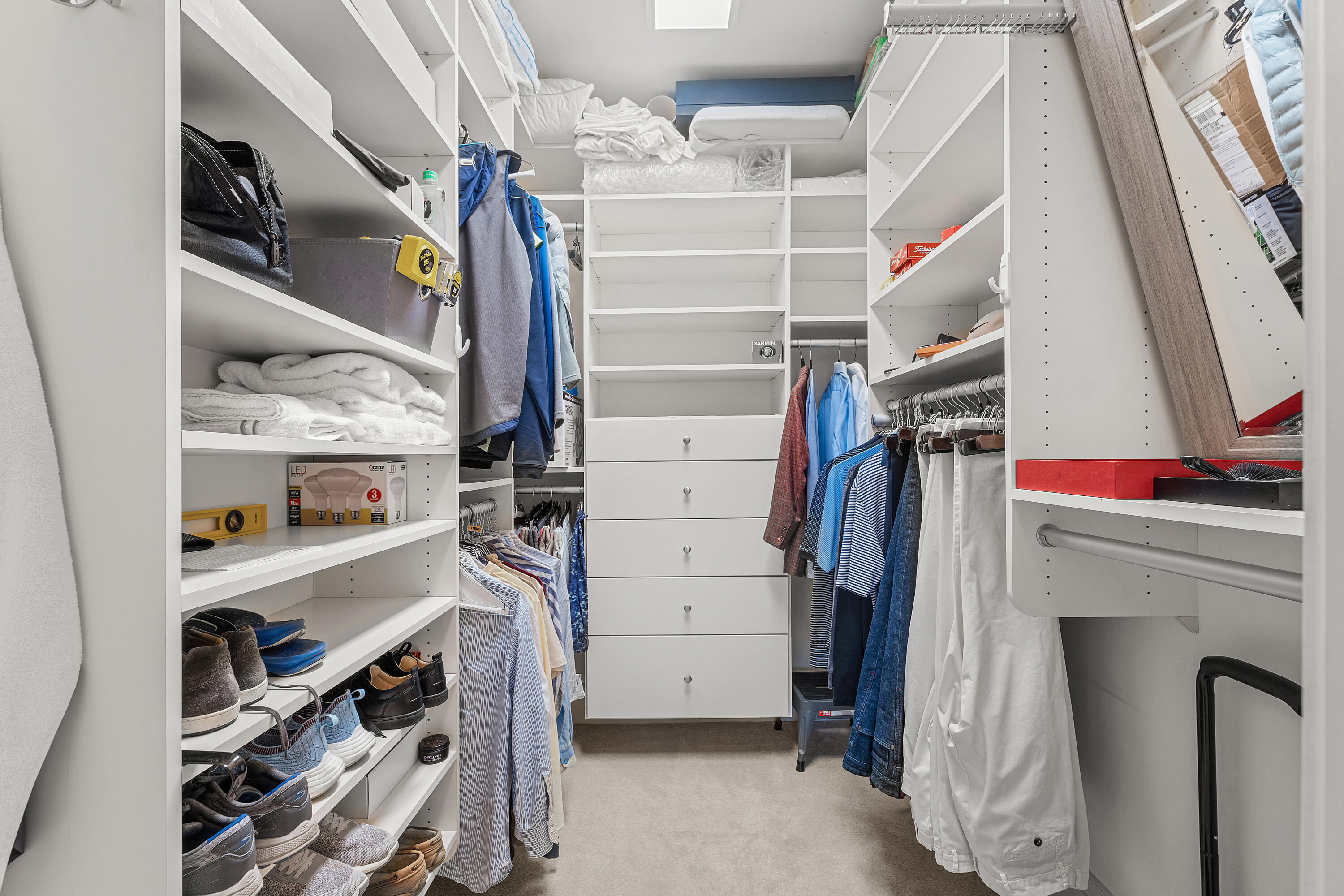 BELLARIA CONDO - Residential