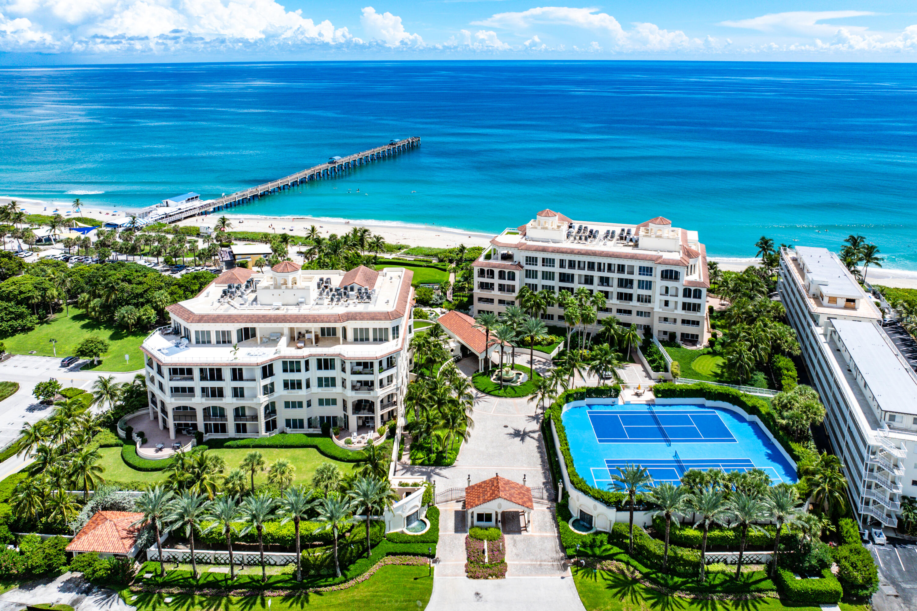 BELLARIA CONDO - Residential