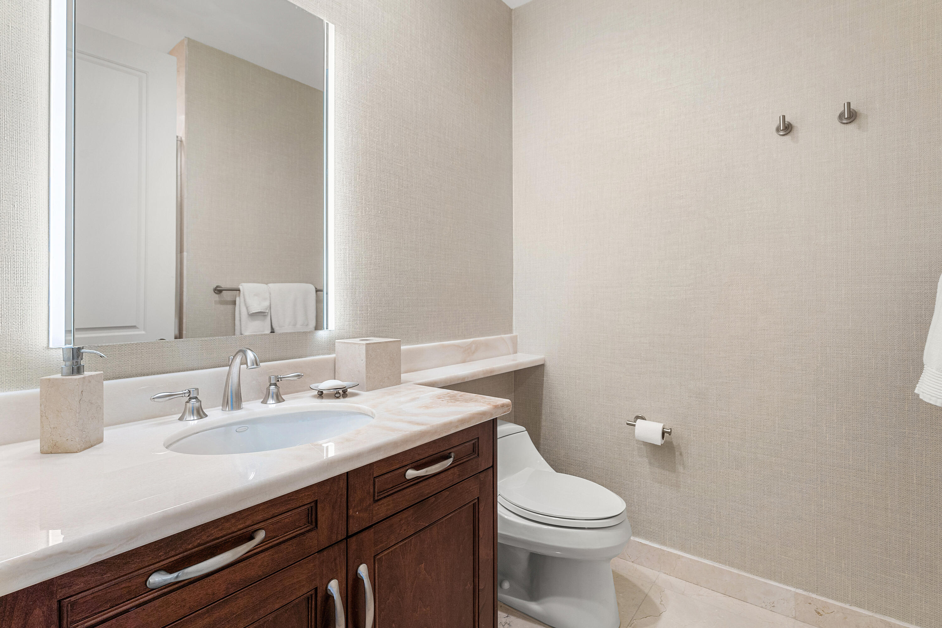 BELLARIA CONDO - Residential