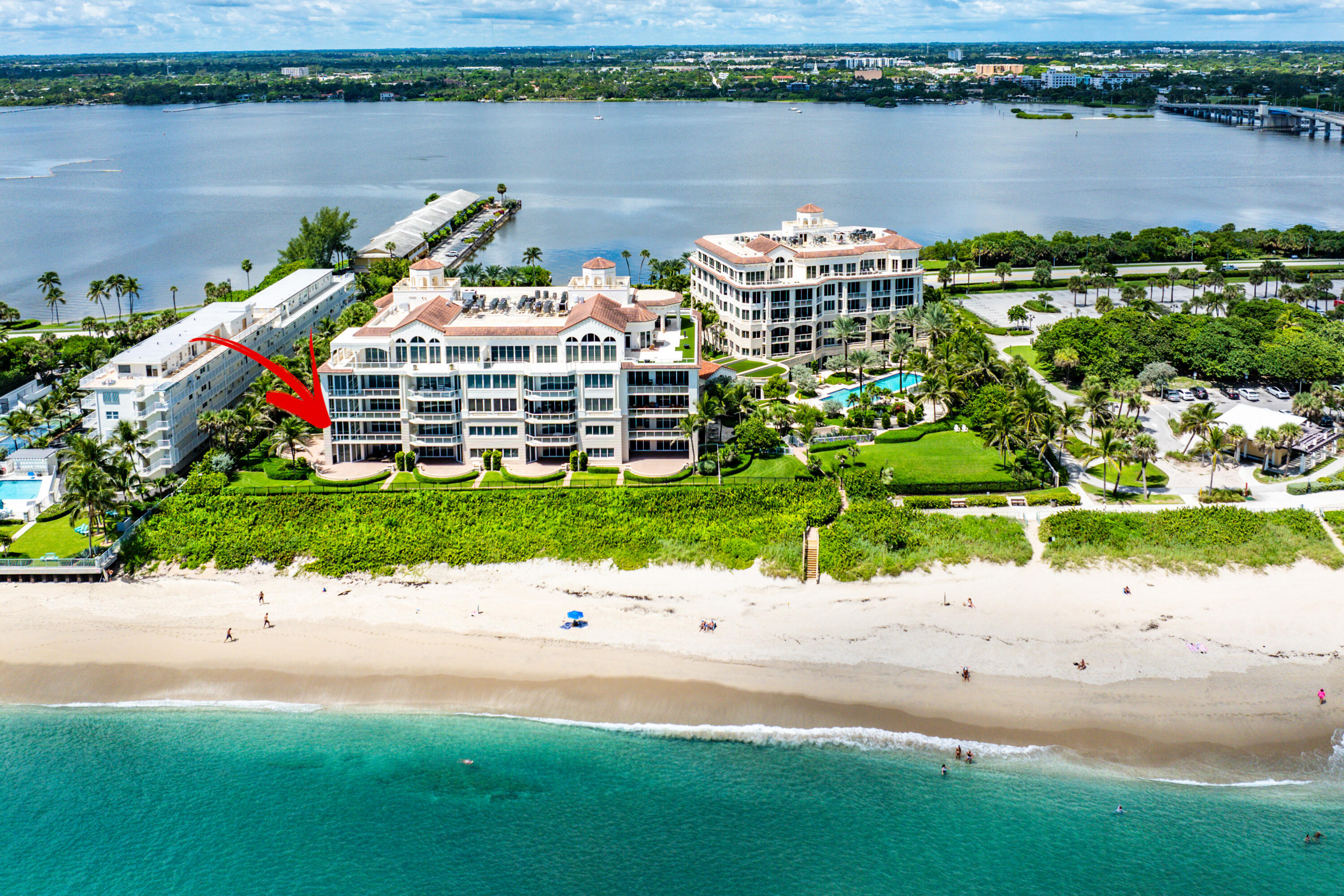 BELLARIA CONDO - Residential