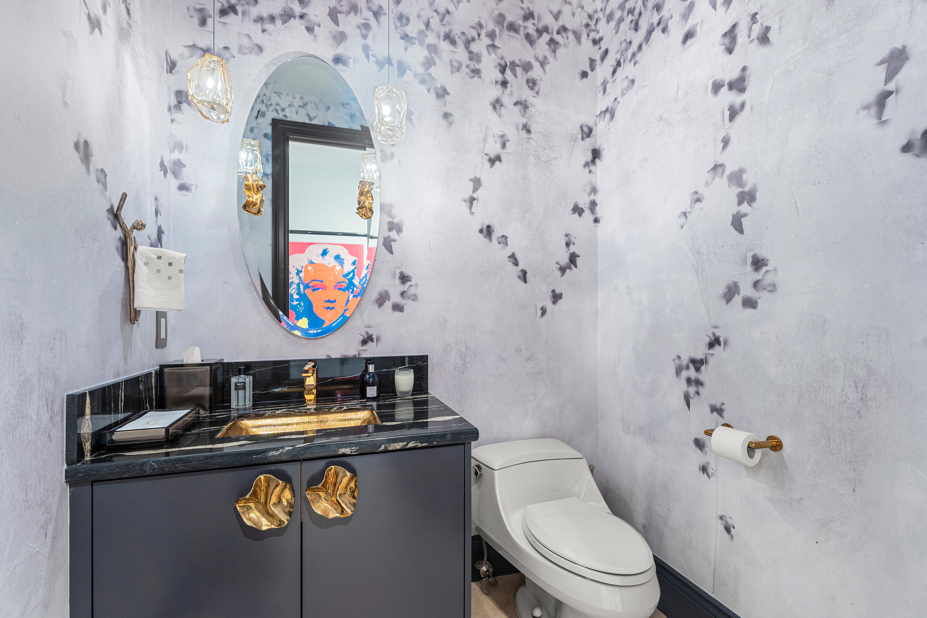 BELLARIA CONDO - Residential