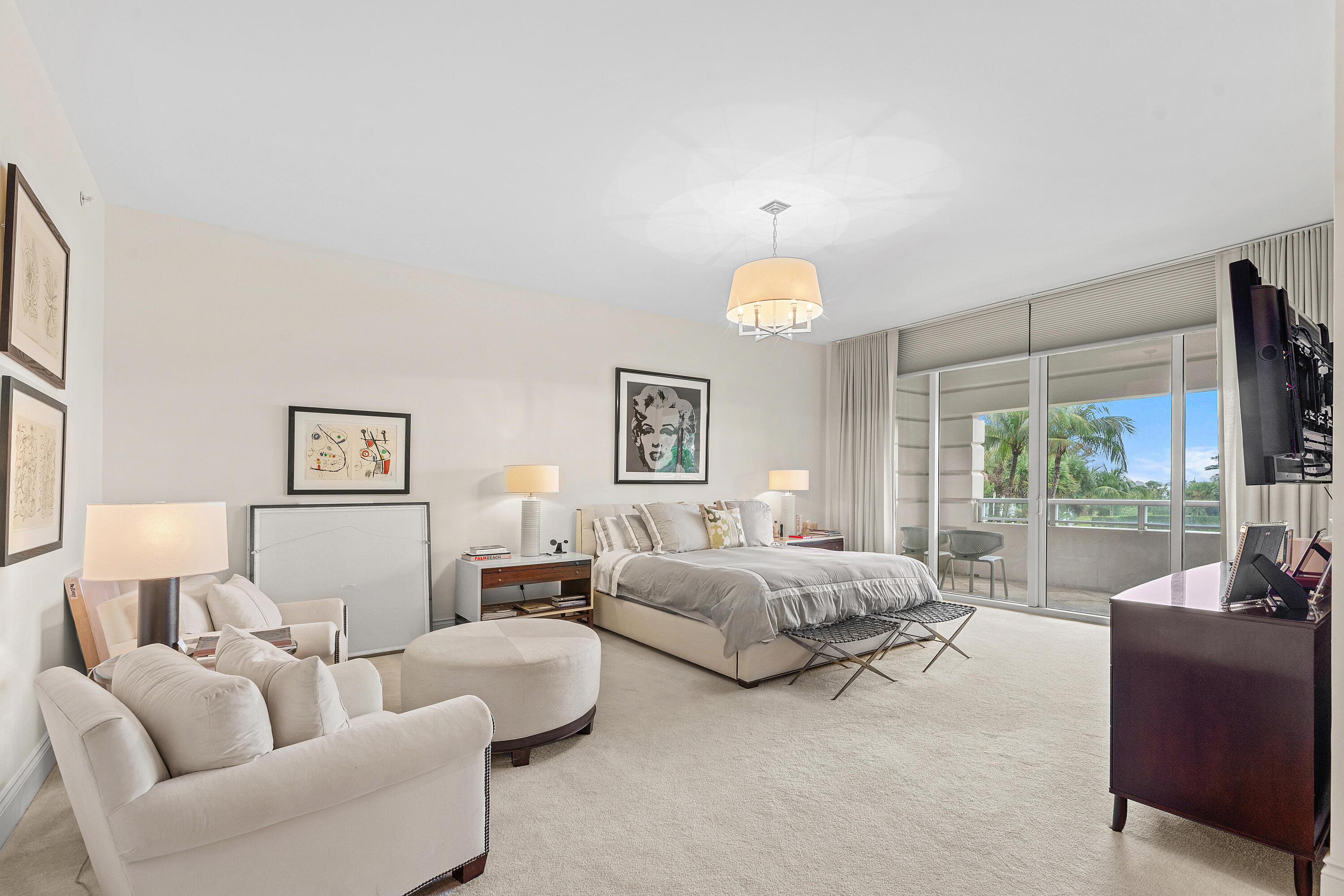 BELLARIA CONDO - Residential