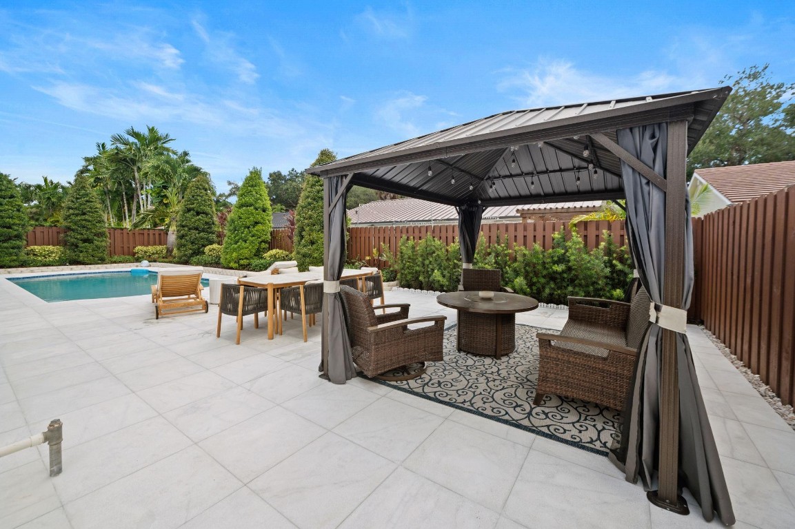 Royal Oaks Add 01 - Residential