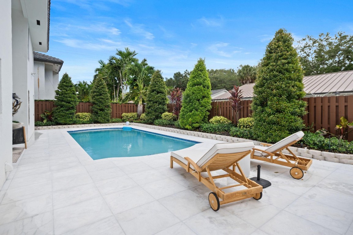 Royal Oaks Add 01 - Residential