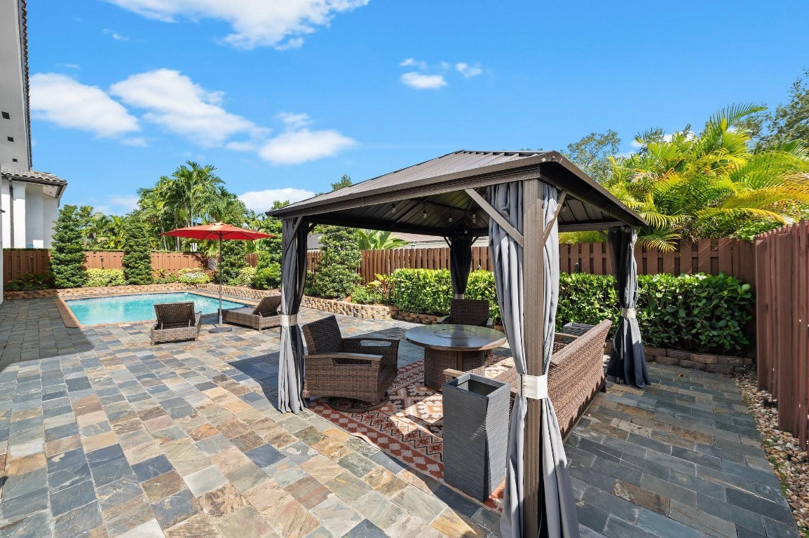 Royal Oaks Add 01 - Residential