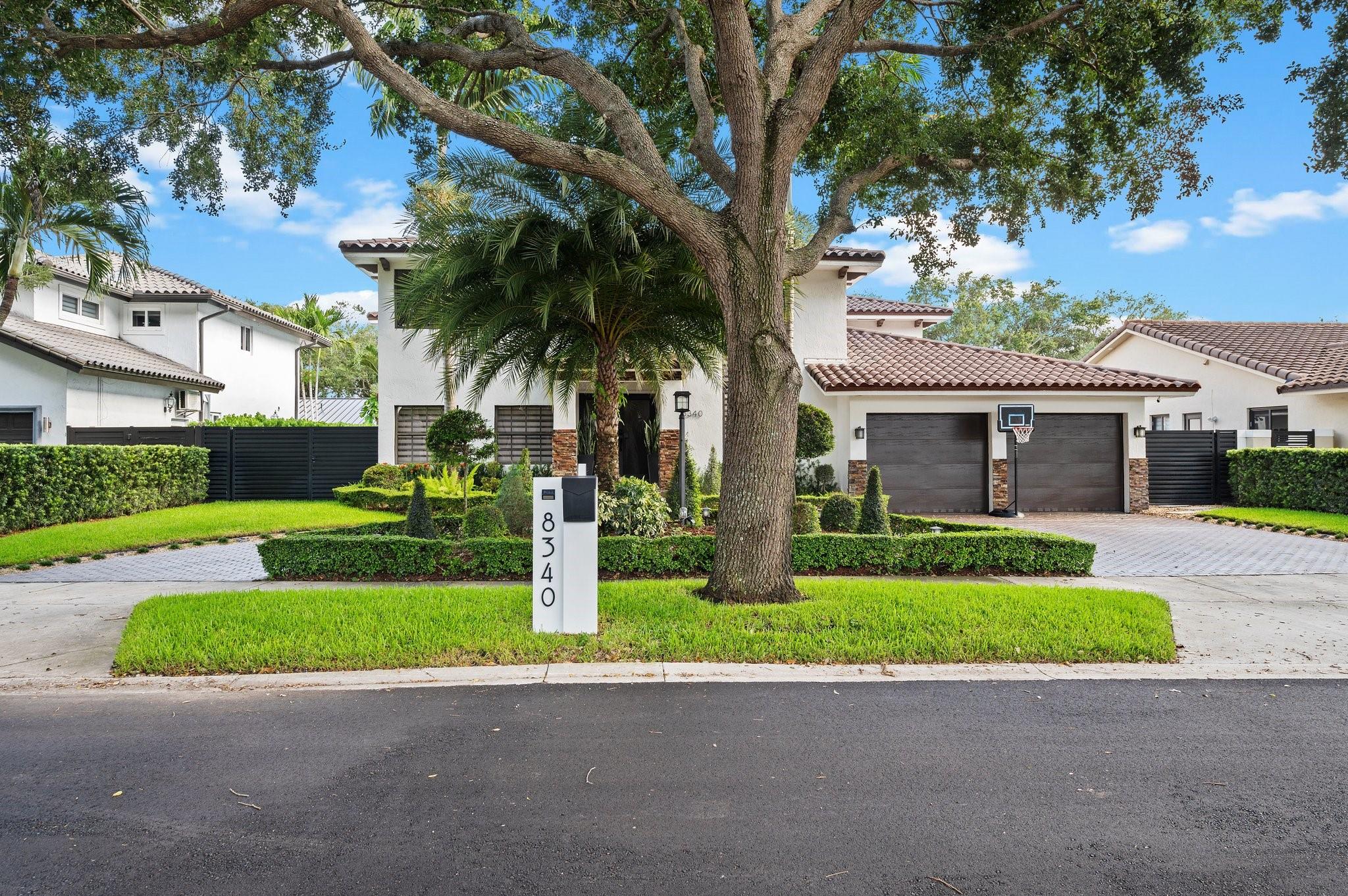 8340 NW 167th Ter