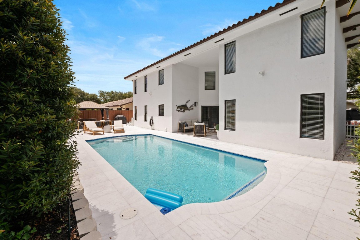 Royal Oaks Add 01 - Residential