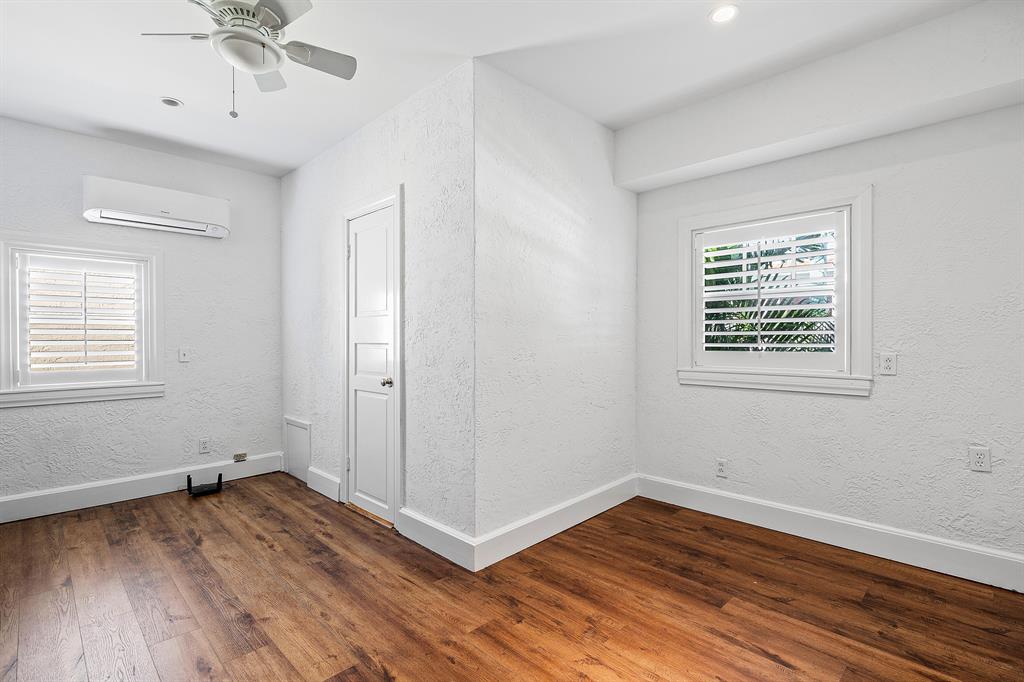 SOUTHLAND PARK - Residential