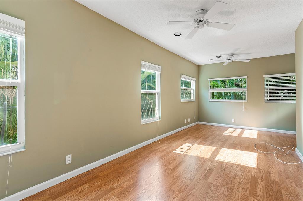 SOUTHLAND PARK - Residential