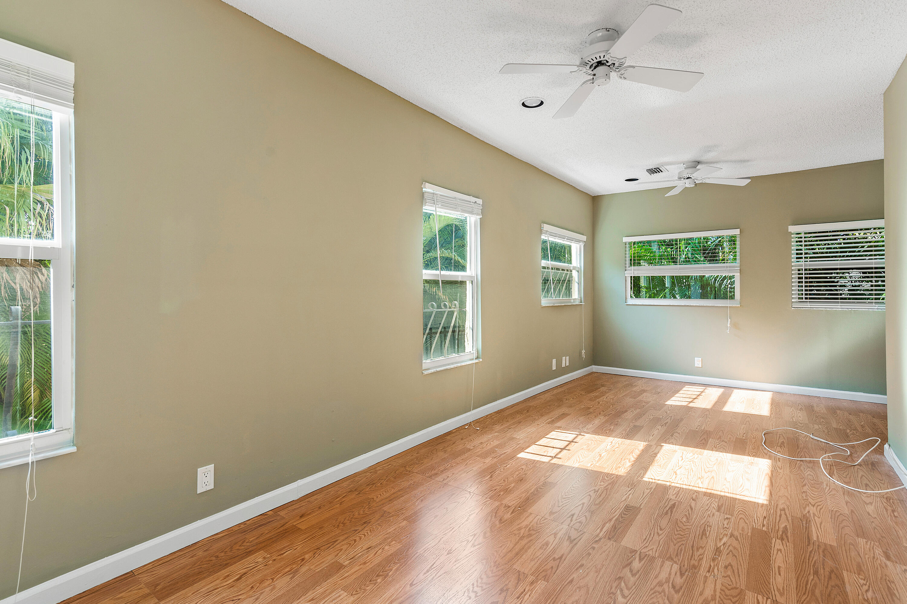 SOUTHLAND PARK - Residential