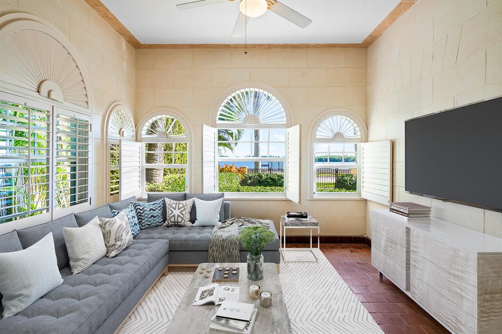 SOUTHLAND PARK - Residential